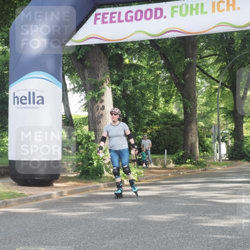 29.06.2025 - hella hamburg halbmarathon KatJ http://msf.ph/oto/8235873 29.06.2025 09:47:15 Zwischen KM18-KM19  meine-sportfotos.de