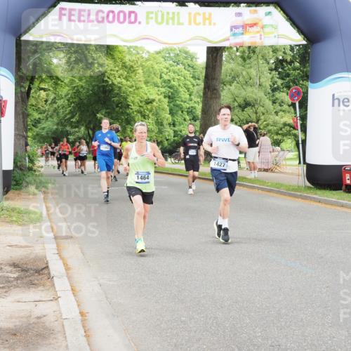29.06.2025 - hella hamburg halbmarathon MichiJ http://msf.ph/oto/8235956 29.06.2025 10:50:00 Zwischen KM18-KM19 1254, 1427, 1464, 2683, 3921, 4538, 5384, 9439, 9554, 10705, 12004, 13503, 14135, 15252, 16808, 18999, 19023 meine-sportfotos.de