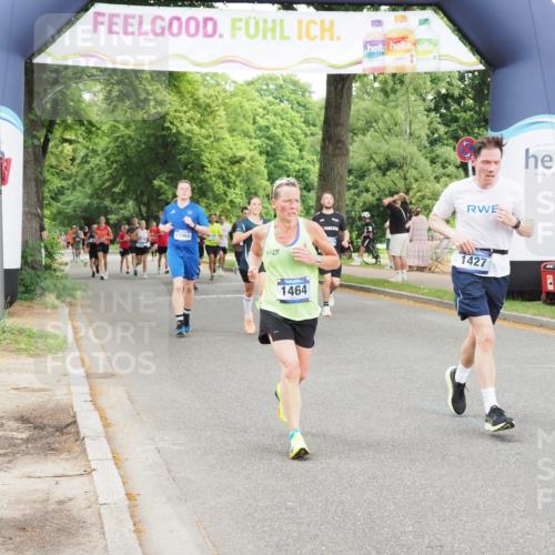 29.06.2025 - hella hamburg halbmarathon MichiJ http://msf.ph/oto/8236124 29.06.2025 10:50:01 Zwischen KM18-KM19 1427, 1464, 2683, 3921, 4538, 5384, 9439, 9554, 10705, 12004, 12479, 13503, 14135, 16808, 18999, 19023 meine-sportfotos.de