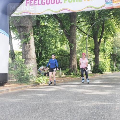 29.06.2025 - hella hamburg halbmarathon KatJ http://msf.ph/oto/8236532 29.06.2025 09:47:27 Zwischen KM18-KM19  meine-sportfotos.de
