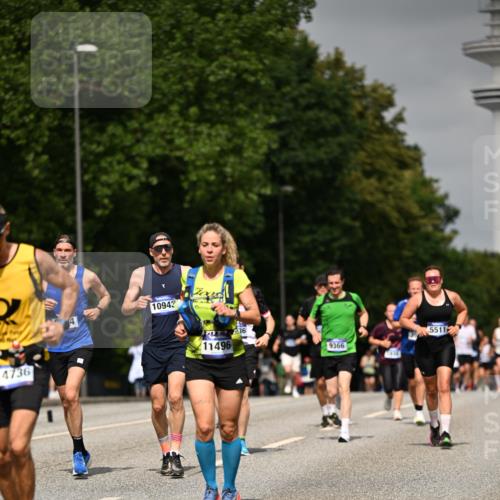 29.06.2025 - hella hamburg halbmarathon Dr. Thomas Lammeyer http://msf.ph/oto/8236567 29.06.2025 10:13:46 Kennedybrücke 1573, 1838, 3921, 5511, 7042, 7187, 7333, 7636, 8219, 9366, 9434, 9674, 9781, 10036, 10943 meine-sportfotos.de
