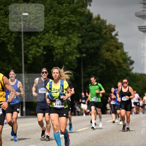 29.06.2025 - hella hamburg halbmarathon Dr. Thomas Lammeyer http://msf.ph/oto/8236588 29.06.2025 10:13:46 Kennedybrücke 1573, 1838, 3921, 5511, 7042, 7187, 7333, 7636, 8219, 9366, 9434, 9674, 9781, 10036, 10943 meine-sportfotos.de