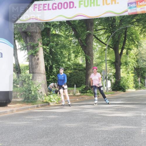 29.06.2025 - hella hamburg halbmarathon KatJ http://msf.ph/oto/8236600 29.06.2025 09:47:27 Zwischen KM18-KM19  meine-sportfotos.de