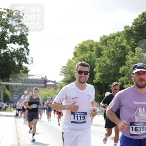 29.06.2025 - hella hamburg halbmarathon Jannik Wohlers http://msf.ph/oto/8236702 29.06.2025 09:53:44 Lombardsbrücke 1098, 1119, 1399, 1413, 1424, 1476, 1892, 1902, 2098, 2188, 2842, 3477, 3785, 4183, 4185, 4235, 4237, 4270, 5528, 6198, 6831, 7297, 7734, 8743, 8928, 9105, 9463, 9482, 9619, 10529, 11773, 11848, 12084, 12159, 12203, 12679, 12706, 12724, 12747, 13297, 14415, 14541, 14730, 15001, 15333, 15365, 15422, 15784, 15825, 15950, 16081, 16314, 16316, 16627, 16893, 17229, 17332, 17363, 17451, 17710, 17864, 17997, 18499, 18815, 19112 meine-sportfotos.de