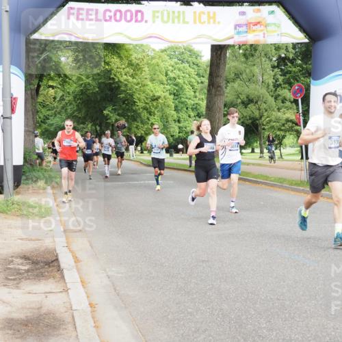 29.06.2025 - hella hamburg halbmarathon MichiJ http://msf.ph/oto/8236738 29.06.2025 10:27:14 Zwischen KM18-KM19 3014, 3530, 13729, 15965 meine-sportfotos.de