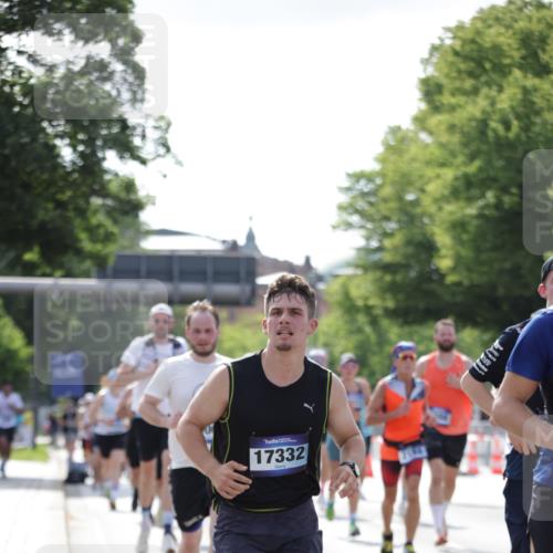 29.06.2025 - hella hamburg halbmarathon Jannik Wohlers http://msf.ph/oto/8236825 29.06.2025 09:53:46 Lombardsbrücke 1098, 1119, 1399, 1413, 1424, 1476, 1892, 1902, 2098, 2188, 2842, 3477, 3785, 4029, 4183, 4185, 4235, 4237, 4270, 5528, 6198, 6630, 6831, 7297, 8743, 8928, 9105, 9463, 9482, 9619, 10529, 11773, 11848, 12084, 12159, 12203, 12549, 12679, 12706, 12724, 12747, 13297, 13707, 14541, 15001, 15333, 15365, 15422, 15784, 15825, 15950, 16081, 16314, 16316, 16627, 16893, 17229, 17332, 17363, 17451, 17710, 17864, 17997, 18499, 18815, 19112 meine-sportfotos.de
