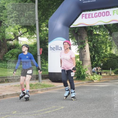 29.06.2025 - hella hamburg halbmarathon KatJ http://msf.ph/oto/8236898 29.06.2025 09:47:29 Zwischen KM18-KM19  meine-sportfotos.de