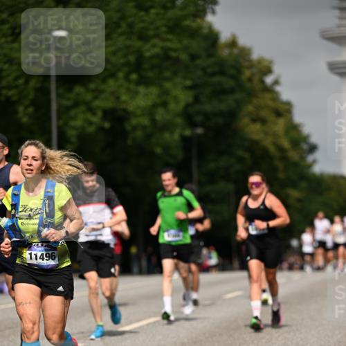 29.06.2025 - hella hamburg halbmarathon Dr. Thomas Lammeyer http://msf.ph/oto/8236923 29.06.2025 10:13:47 Kennedybrücke 1573, 1838, 3921, 5511, 7042, 7187, 7333, 7636, 8219, 9366, 9434, 9674, 9781, 10036, 10943, 11027 meine-sportfotos.de