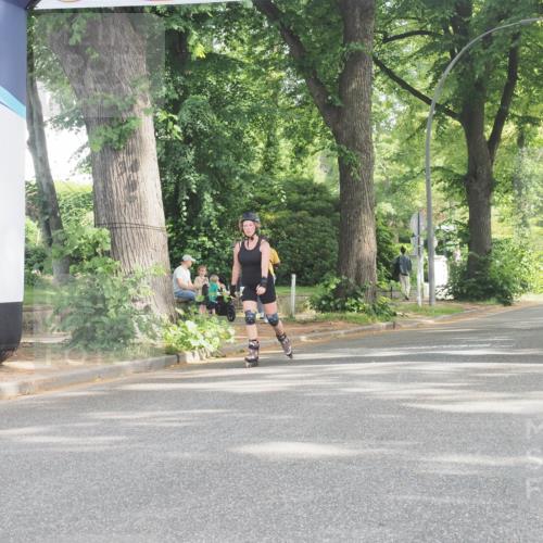 29.06.2025 - hella hamburg halbmarathon KatJ http://msf.ph/oto/8236979 29.06.2025 09:48:11 Zwischen KM18-KM19  meine-sportfotos.de