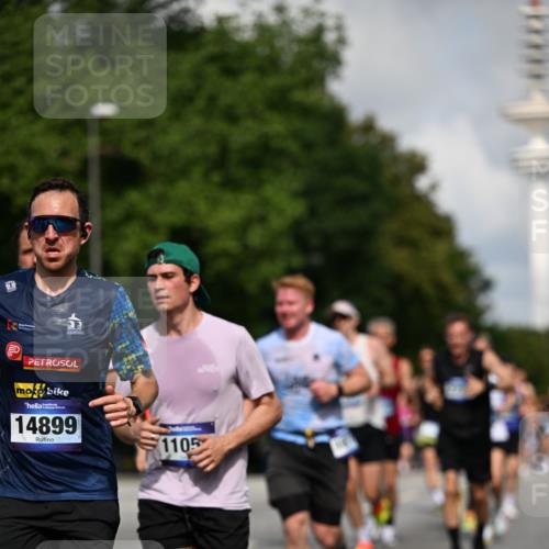29.06.2025 - hella hamburg halbmarathon Dr. Thomas Lammeyer http://msf.ph/oto/8237081 29.06.2025 09:50:41 Kennedybrücke 1002, 1217, 1407, 1910, 1959, 2121, 2228, 2563, 2774, 2836, 2851, 3790, 3935, 4246, 4740, 5961, 6032, 6305, 6473, 6915, 7080, 7831, 7867, 7972, 8366, 8395, 9171, 9376, 9508, 10771, 11055 meine-sportfotos.de