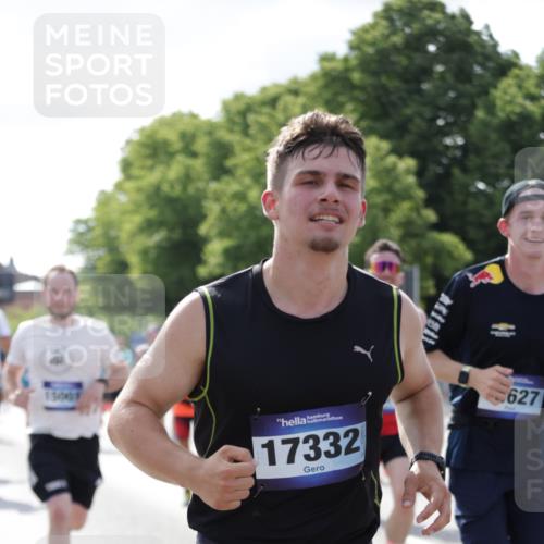 29.06.2025 - hella hamburg halbmarathon Jannik Wohlers http://msf.ph/oto/8237092 29.06.2025 09:53:48 Lombardsbrücke 1119, 1399, 1413, 1424, 1476, 1892, 1902, 2098, 2188, 2842, 3477, 3785, 4029, 4183, 4185, 4235, 4237, 4270, 5528, 6198, 6630, 6831, 7297, 8743, 8928, 9105, 9463, 9482, 9619, 10529, 11773, 11848, 12084, 12159, 12203, 12549, 12679, 12706, 12724, 12747, 13297, 13348, 13707, 13746, 14541, 14804, 15001, 15333, 15365, 15422, 15784, 15825, 15950, 16081, 16314, 16316, 16627, 16893, 17229, 17332, 17451, 17710, 17864, 18380, 18499, 18815, 19112 meine-sportfotos.de