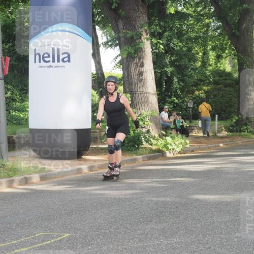 29.06.2025 - hella hamburg halbmarathon KatJ http://msf.ph/oto/8237097 29.06.2025 09:48:13 Zwischen KM18-KM19  meine-sportfotos.de