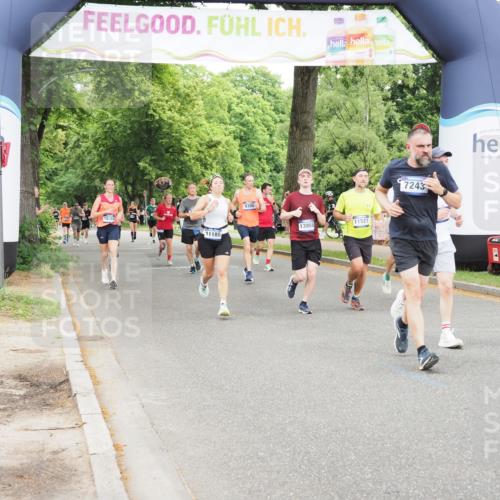 29.06.2025 - hella hamburg halbmarathon MichiJ http://msf.ph/oto/8237128 29.06.2025 10:50:06 Zwischen KM18-KM19 1427, 7243, 11527, 11960, 12479, 14917, 15908, 17532, 19023 meine-sportfotos.de