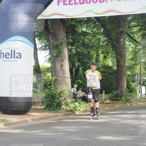 29.06.2025 - hella hamburg halbmarathon KatJ http://msf.ph/oto/8237152 29.06.2025 09:48:58 Zwischen KM18-KM19  meine-sportfotos.de
