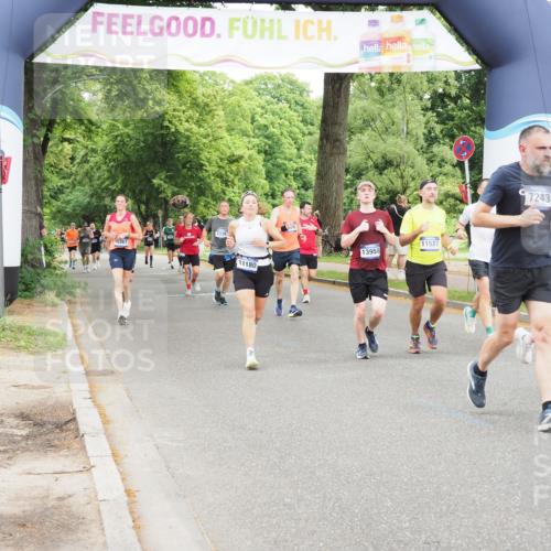 29.06.2025 - hella hamburg halbmarathon MichiJ http://msf.ph/oto/8237257 29.06.2025 10:50:07 Zwischen KM18-KM19 1427, 7243, 9306, 11180, 11527, 11960, 12479, 13958, 14917, 15908, 17532, 19023 meine-sportfotos.de