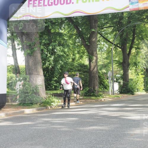 29.06.2025 - hella hamburg halbmarathon KatJ http://msf.ph/oto/8237650 29.06.2025 09:53:47 Zwischen KM18-KM19  meine-sportfotos.de