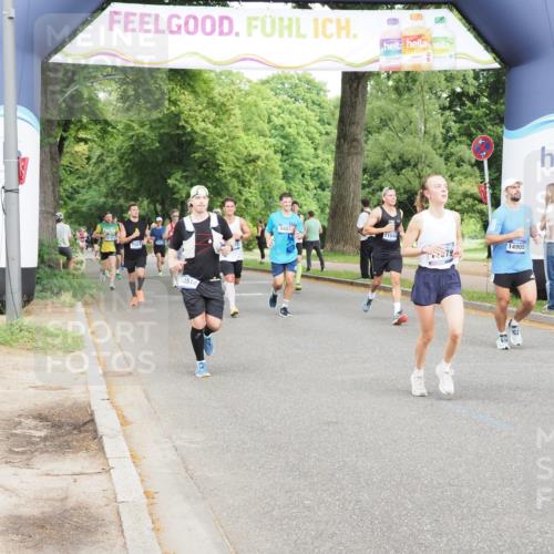 29.06.2025 - hella hamburg halbmarathon MichiJ http://msf.ph/oto/8237685 29.06.2025 10:27:22 Zwischen KM18-KM19 1164, 1615, 2525, 2849, 11049, 11055, 11379, 13514, 14905, 15372, 17005, 18723 meine-sportfotos.de