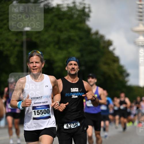 29.06.2025 - hella hamburg halbmarathon Dr. Thomas Lammeyer http://msf.ph/oto/8237742 29.06.2025 09:50:46 Kennedybrücke 1002, 1217, 1910, 2121, 2228, 2404, 2563, 2774, 2851, 3790, 3935, 4246, 4740, 5961, 6032, 6305, 6473, 6915, 7831, 7972, 8366, 8395, 9171, 9376, 9508, 10771, 11055 meine-sportfotos.de