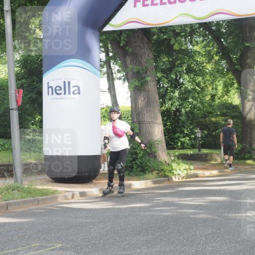 29.06.2025 - hella hamburg halbmarathon KatJ http://msf.ph/oto/8237757 29.06.2025 09:53:48 Zwischen KM18-KM19  meine-sportfotos.de