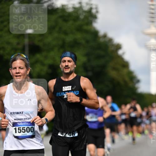 29.06.2025 - hella hamburg halbmarathon Dr. Thomas Lammeyer http://msf.ph/oto/8237778 29.06.2025 09:50:46 Kennedybrücke 1002, 1217, 1910, 2121, 2228, 2404, 2563, 2774, 2851, 3790, 3935, 4246, 4740, 5961, 6032, 6305, 6473, 6915, 7831, 7972, 8366, 8395, 9171, 9376, 9508, 10771, 11055 meine-sportfotos.de