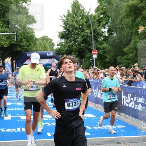 29.06.2025 - hella hamburg halbmarathon Zöllner http://msf.ph/oto/8238022 29.06.2025 10:55:26 Ziel 1130, 2252, 2771, 4189, 4951, 5287, 5643, 6723, 6938, 8487, 11184, 12526, 13234, 13236, 13470, 16213, 16985, 17603, 17940, 18290, 18380, 18531 meine-sportfotos.de