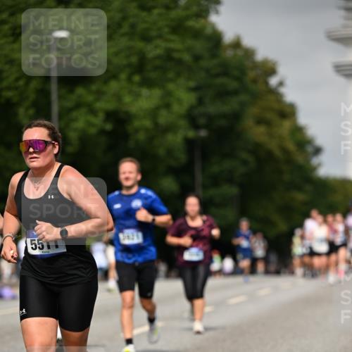 29.06.2025 - hella hamburg halbmarathon Dr. Thomas Lammeyer http://msf.ph/oto/8238139 29.06.2025 10:13:51 Kennedybrücke 1573, 1838, 3921, 5511, 7042, 7187, 7333, 7636, 8090, 8219, 8890, 9366, 9434, 9674, 9781, 10036, 10943, 11027, 11180 meine-sportfotos.de