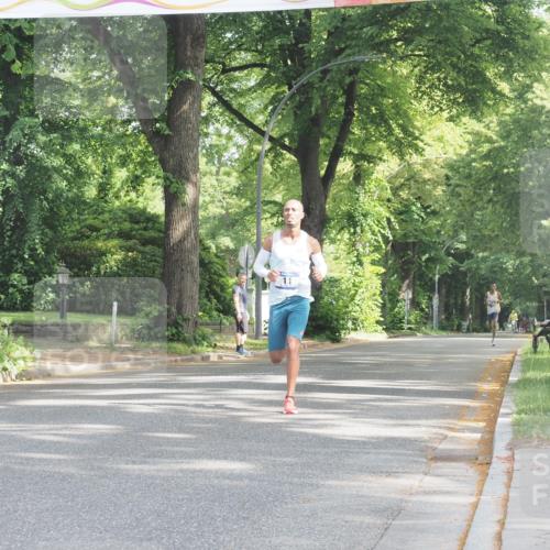 29.06.2025 - hella hamburg halbmarathon KatJ http://msf.ph/oto/8238160 29.06.2025 09:54:47 Zwischen KM18-KM19 4 meine-sportfotos.de