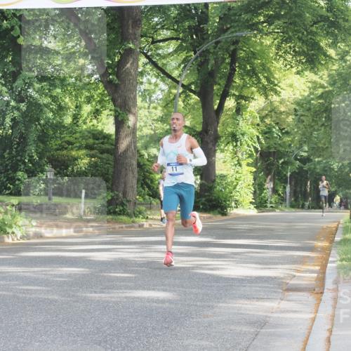 29.06.2025 - hella hamburg halbmarathon KatJ http://msf.ph/oto/8238187 29.06.2025 09:54:47 Zwischen KM18-KM19 4 meine-sportfotos.de