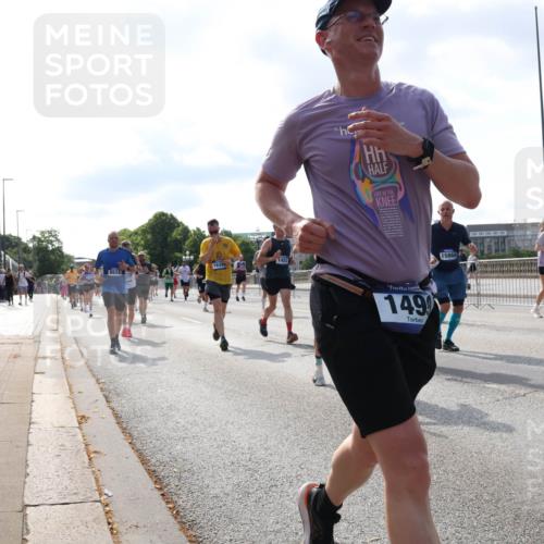 29.06.2025 - hella hamburg halbmarathon Lena Gebhardt http://msf.ph/oto/8238358 29.06.2025 09:56:19 Lombardsbrücke 1061, 1216, 1257, 1267, 1452, 1499, 1502, 1507, 1592, 1628, 1689, 1877, 2058, 2082, 2083, 2250, 2260, 2504, 2771, 2818, 2864, 2953, 2996, 3060, 3256, 3296, 3543, 4065, 4077, 4346, 4557, 4711, 4833, 5116, 5482, 5600, 5607, 5978, 6115, 6134, 6168, 6286, 6511, 6512, 7056, 7100, 7178, 7224, 7332, 7383, 7583, 7943, 8335, 8361, 8514, 8968, 8989, 8996, 9246, 9537, 10596 meine-sportfotos.de