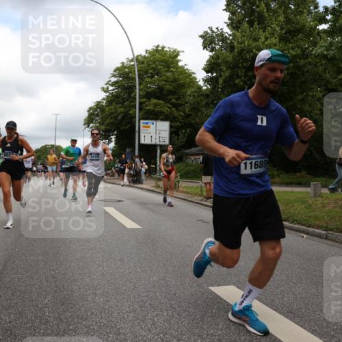29.06.2025 - hella hamburg halbmarathon Yannick Fuchs http://msf.ph/oto/8238442 29.06.2025 10:47:14 20KM 1061, 1258, 1499, 1683, 1706, 1783, 2074, 2082, 2099, 2208, 2346, 2910, 3059, 3208, 3209, 3334, 3999, 4065, 4419, 4635, 4770, 5077, 5907, 6198, 6628, 7177, 7509, 7864, 8273, 8361, 8390, 8651, 9065, 9142, 9163, 9537, 10549, 10724, 10895, 11217, 11588, 11589, 11604, 11689, 11992, 12155, 12413, 12490, 12875, 12910, 13289, 14323, 15061, 15126, 15179, 15430, 15497, 15681, 15980, 16467, 16538, 16986, 18249, 18590, 18720, 18901, 19208, 19244 meine-sportfotos.de