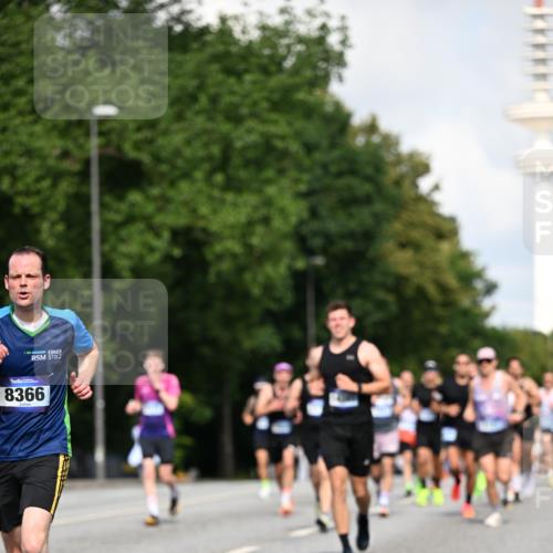 29.06.2025 - hella hamburg halbmarathon Dr. Thomas Lammeyer http://msf.ph/oto/8238499 29.06.2025 09:50:51 Kennedybrücke 1002, 1217, 1910, 2121, 2228, 2404, 2563, 2774, 2851, 3783, 3790, 4246, 4740, 5961, 6032, 6915, 7831, 7972, 8366, 8395, 9171, 10771, 11055 meine-sportfotos.de