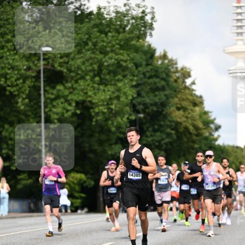 29.06.2025 - hella hamburg halbmarathon Dr. Thomas Lammeyer http://msf.ph/oto/8238582 29.06.2025 09:50:51 Kennedybrücke 1002, 1217, 1910, 2121, 2228, 2404, 2563, 2774, 2851, 3783, 3790, 4246, 4740, 5961, 6032, 6915, 7831, 7972, 8366, 8395, 9171, 10771, 11055 meine-sportfotos.de