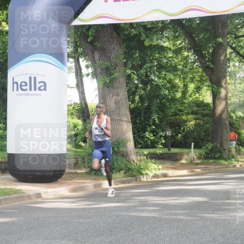 29.06.2025 - hella hamburg halbmarathon KatJ http://msf.ph/oto/8238979 29.06.2025 09:55:26 Zwischen KM18-KM19 9, 23 meine-sportfotos.de