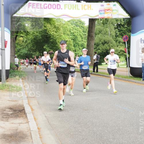 29.06.2025 - hella hamburg halbmarathon MichiJ http://msf.ph/oto/8239023 29.06.2025 10:27:28 Zwischen KM18-KM19 2980, 3431, 3783, 7981, 9403, 11049, 11281, 13514, 14905, 15372, 15561, 17623, 18723, 18761, 19004, 19151 meine-sportfotos.de
