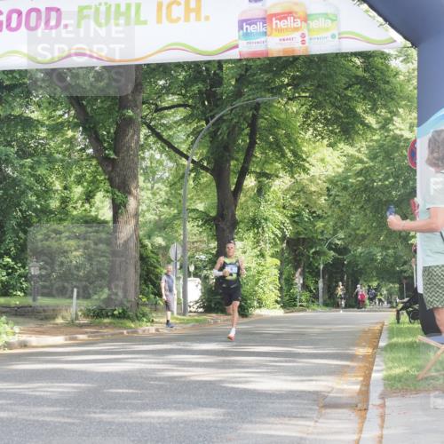 29.06.2025 - hella hamburg halbmarathon KatJ http://msf.ph/oto/8239180 29.06.2025 09:56:06 Zwischen KM18-KM19  meine-sportfotos.de