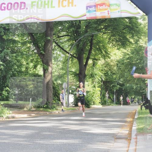29.06.2025 - hella hamburg halbmarathon KatJ http://msf.ph/oto/8239187 29.06.2025 09:56:06 Zwischen KM18-KM19  meine-sportfotos.de
