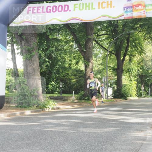 29.06.2025 - hella hamburg halbmarathon KatJ http://msf.ph/oto/8239194 29.06.2025 09:56:07 Zwischen KM18-KM19  meine-sportfotos.de
