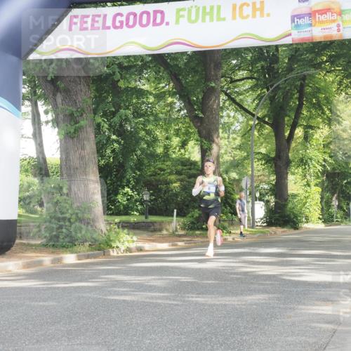 29.06.2025 - hella hamburg halbmarathon KatJ http://msf.ph/oto/8239216 29.06.2025 09:56:07 Zwischen KM18-KM19  meine-sportfotos.de