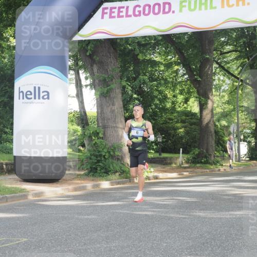 29.06.2025 - hella hamburg halbmarathon KatJ http://msf.ph/oto/8239246 29.06.2025 09:56:08 Zwischen KM18-KM19 6 meine-sportfotos.de