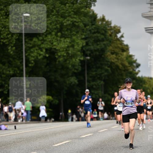 29.06.2025 - hella hamburg halbmarathon Dr. Thomas Lammeyer http://msf.ph/oto/8239260 29.06.2025 10:13:55 Kennedybrücke 1483, 1513, 1573, 1838, 3921, 5511, 7042, 7333, 7636, 7685, 8090, 8219, 8890, 9366, 9434, 9674, 9681, 9781, 9816, 10036, 10943, 11027, 11180 meine-sportfotos.de