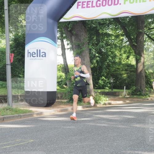 29.06.2025 - hella hamburg halbmarathon KatJ http://msf.ph/oto/8239268 29.06.2025 09:56:08 Zwischen KM18-KM19 6 meine-sportfotos.de