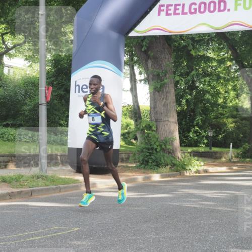 29.06.2025 - hella hamburg halbmarathon KatJ http://msf.ph/oto/8239400 29.06.2025 09:56:19 Zwischen KM18-KM19 8 meine-sportfotos.de