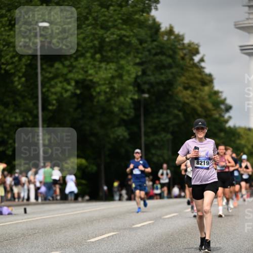 29.06.2025 - hella hamburg halbmarathon Dr. Thomas Lammeyer http://msf.ph/oto/8239408 29.06.2025 10:13:56 Kennedybrücke 1483, 1513, 1573, 1838, 3921, 5511, 7042, 7333, 7636, 7685, 8090, 8219, 8890, 9366, 9434, 9674, 9681, 9781, 9816, 10036, 10943, 11027, 11180 meine-sportfotos.de