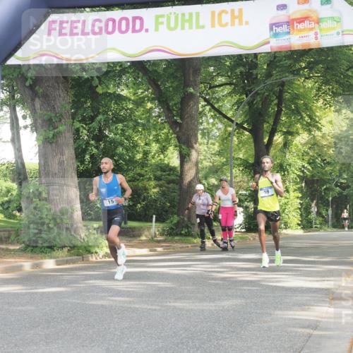 29.06.2025 - hella hamburg halbmarathon KatJ http://msf.ph/oto/8239480 29.06.2025 09:56:26 Zwischen KM18-KM19 8, 59 meine-sportfotos.de