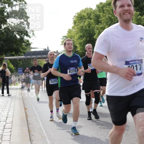29.06.2025 - hella hamburg halbmarathon Jannik Wohlers http://msf.ph/oto/8239538 29.06.2025 09:54:07 Lombardsbrücke 1171, 1342, 1549, 1817, 1942, 2020, 2442, 2470, 2561, 2670, 2889, 3562, 4017, 4816, 5020, 5706, 6266, 6630, 6819, 7087, 7274, 7709, 8142, 8374, 8576, 8698, 8916, 9815, 9924, 10057, 10237, 11422, 12367, 12413, 12776, 13008, 13123, 13348, 13398, 13421, 13630, 13746, 14248, 14797, 14804, 14911, 15573, 15981, 16626, 16834, 17353, 17461, 17753, 17865, 17905, 18380, 18509, 18942, 19007, 19038, 19051, 19137 meine-sportfotos.de