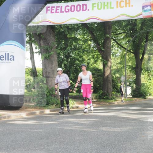 29.06.2025 - hella hamburg halbmarathon KatJ http://msf.ph/oto/8239546 29.06.2025 09:56:28 Zwischen KM18-KM19 15, 59 meine-sportfotos.de