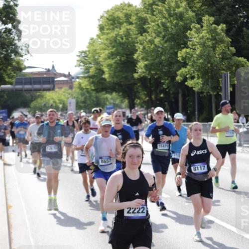 29.06.2025 - hella hamburg halbmarathon Jannik Wohlers http://msf.ph/oto/8239822 29.06.2025 09:54:23 Lombardsbrücke 1817, 1942, 2222, 2367, 2592, 2596, 2670, 2955, 3208, 3209, 4832, 5447, 5884, 6290, 6389, 6723, 6978, 7087, 7335, 7908, 8117, 8482, 8657, 8916, 8981, 9038, 9051, 9093, 9661, 9710, 9924, 11125, 11518, 11519, 11688, 12094, 12269, 12367, 12670, 13008, 13147, 13421, 13698, 13726, 13919, 14248, 14361, 14814, 15478, 15479, 15684, 16110, 16834, 16907, 17353, 17865, 18118, 18190, 18370, 18801, 18915, 18923, 19007 meine-sportfotos.de