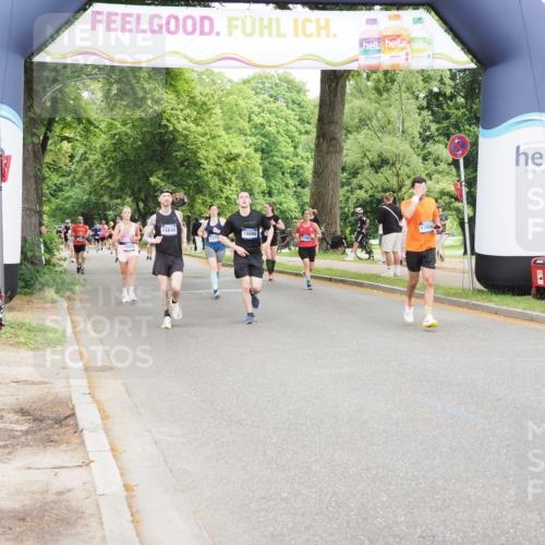 29.06.2025 - hella hamburg halbmarathon MichiJ http://msf.ph/oto/8239832 29.06.2025 10:50:24 Zwischen KM18-KM19 3919, 7290, 7717, 12008, 12646, 15532, 15698, 16594, 16688, 17441, 17895, 18321 meine-sportfotos.de
