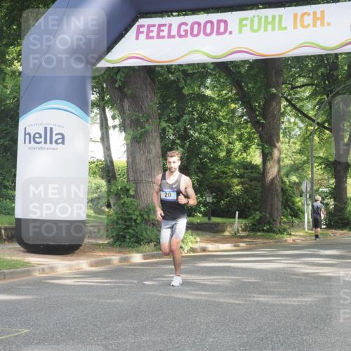 29.06.2025 - hella hamburg halbmarathon KatJ http://msf.ph/oto/8239849 29.06.2025 09:56:37 Zwischen KM18-KM19  meine-sportfotos.de