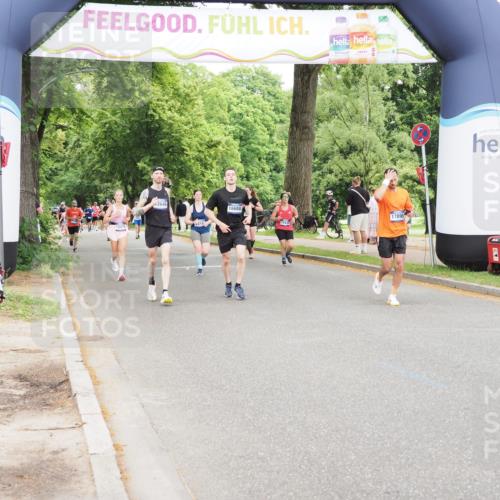 29.06.2025 - hella hamburg halbmarathon MichiJ http://msf.ph/oto/8239873 29.06.2025 10:50:24 Zwischen KM18-KM19 3919, 7290, 7717, 12008, 12646, 15532, 15698, 16594, 16688, 17441, 17895, 18321 meine-sportfotos.de